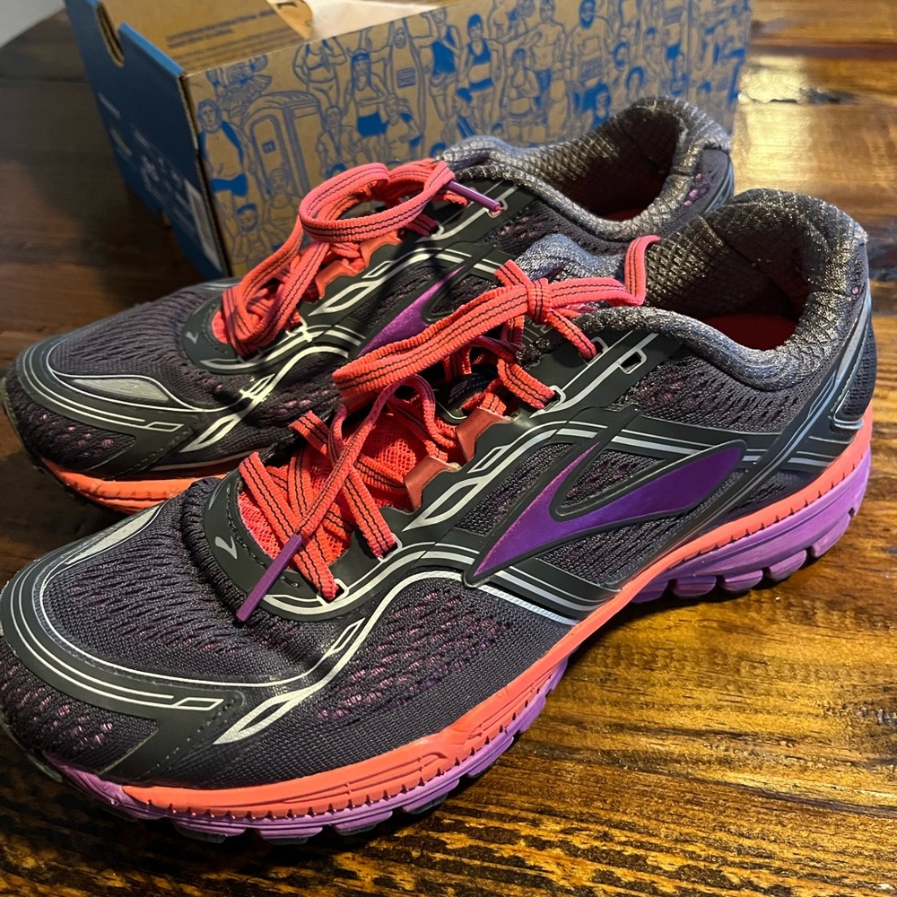 Brooks Ghost 9 EUC